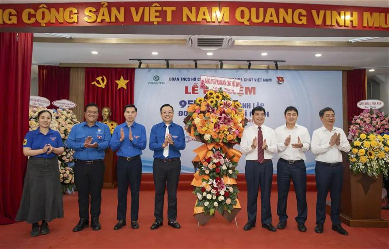 Hành trình về nguồn – Lễ mít tinh kỷ niệm 95 năm Ngày thành lập Đoàn TNCS Hồ Chí Minh (26/3/1931 – 26/3/2026) và gắn biển Công trình Thanh niên cấp Tập đoàn