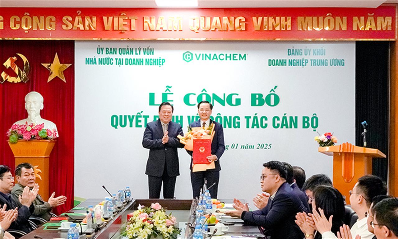 VINACHEM: Lễ công bố Quyết định về công tác cán bộ