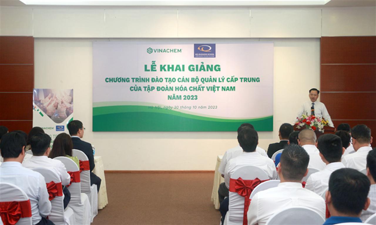 VINACHEM: Khai giảng Khóa đào tạo cán bộ quản lý cấp trung năm 2023