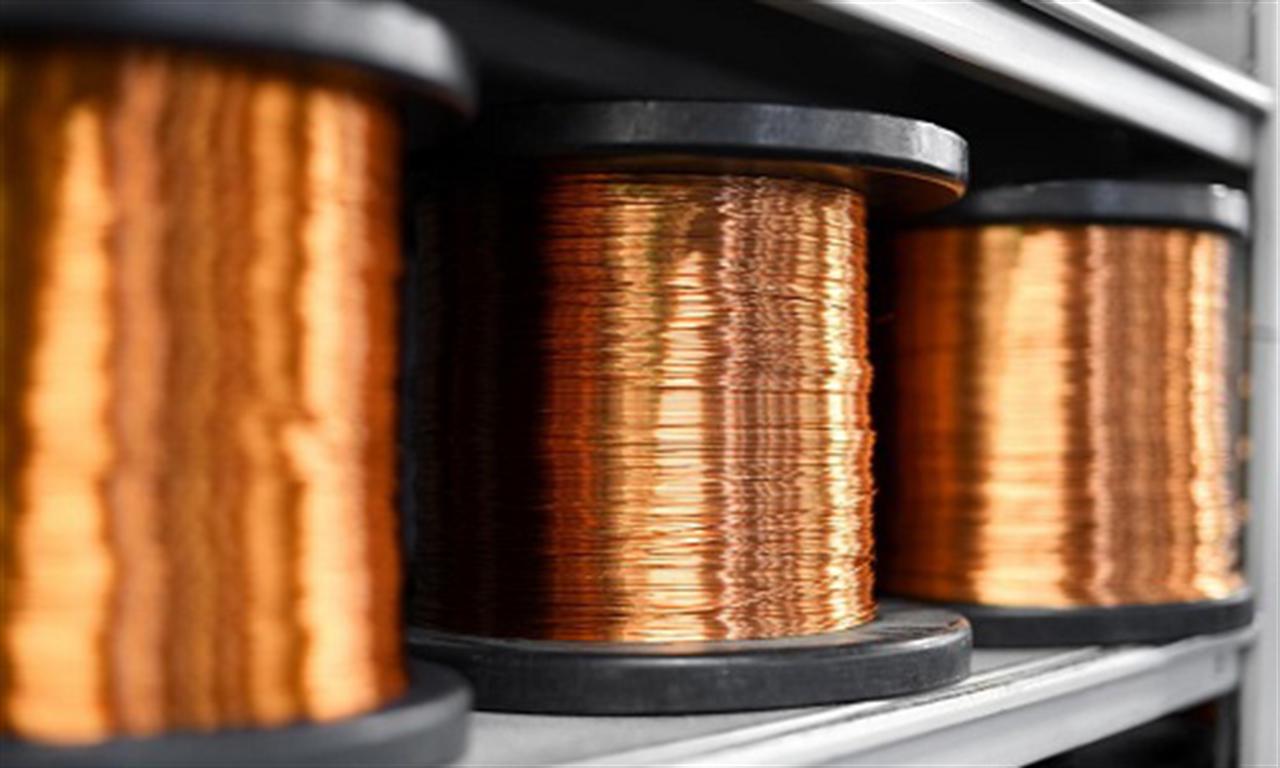 Gold Trades Flat, Copper Rises on China Stimulus Hopes