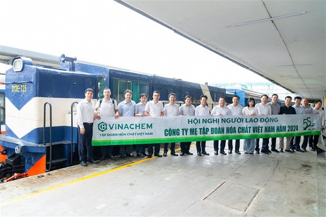 VINACHEM và VNR tăng cường sử dụng dịch vụ của nhau