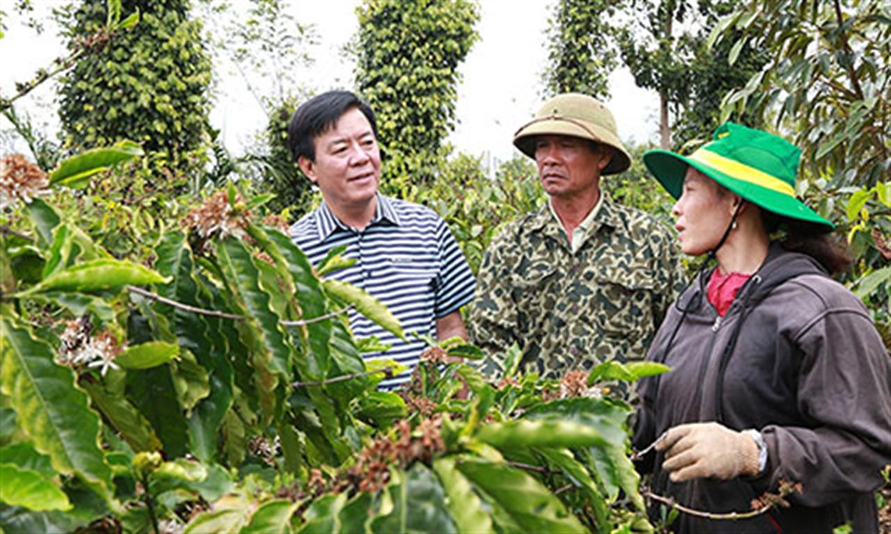 Bình Điền cùng nông dân hành động bảo vệ hành tinh xanh