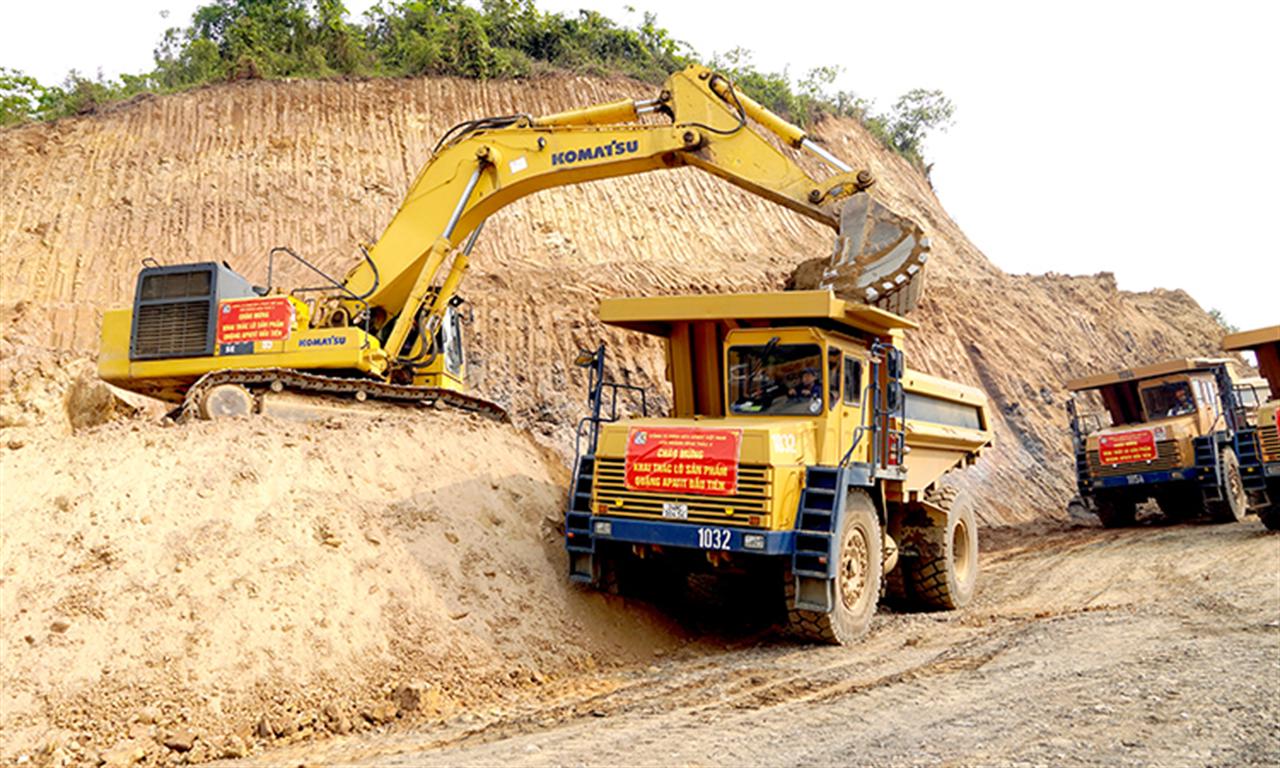 Công ty TNHH MTV Apatit Việt Nam: Đón nhận lô sản phẩm quặng III đầu tiên từ khai trường 19