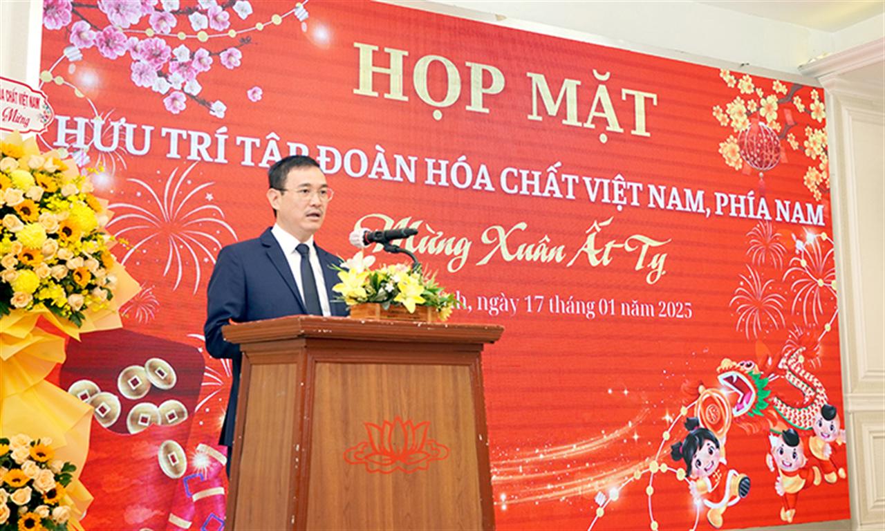 Tập đoàn Hóa chất Việt Nam: Gặp mặt cán bộ hưu trí nhân dịp Xuân Ất Tỵ 2025