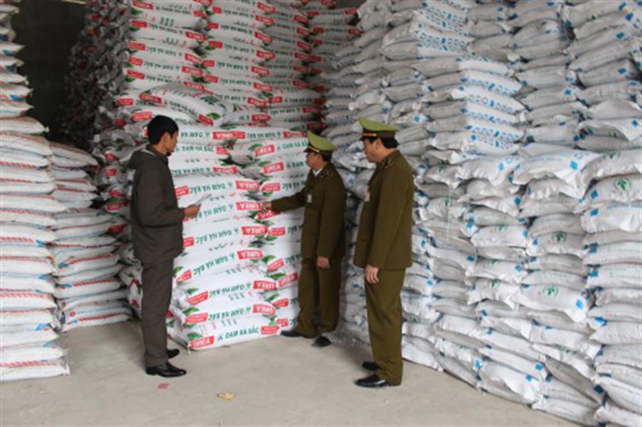 Bổ sung một loạt quy định xử phạt trong lĩnh vực phân bón