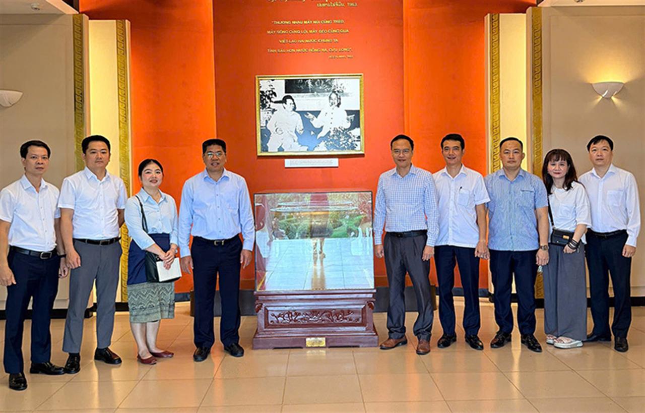 State Capital Management Department and Vinachem Delegation Survey Potash Project in Laos