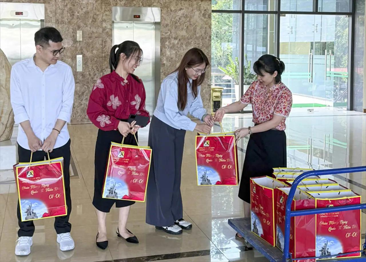Vietnam Apatit Limited Company (VINAAPACO) Implements Meaningful Activities in Response to “Action Month for Children” 2026