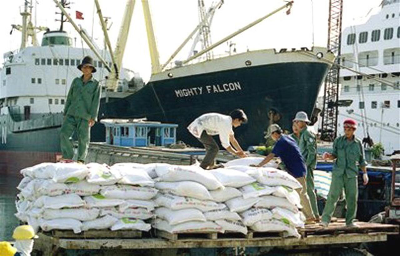 Giảm mạnh nhập khẩu phân bón từ Trung Quốc
