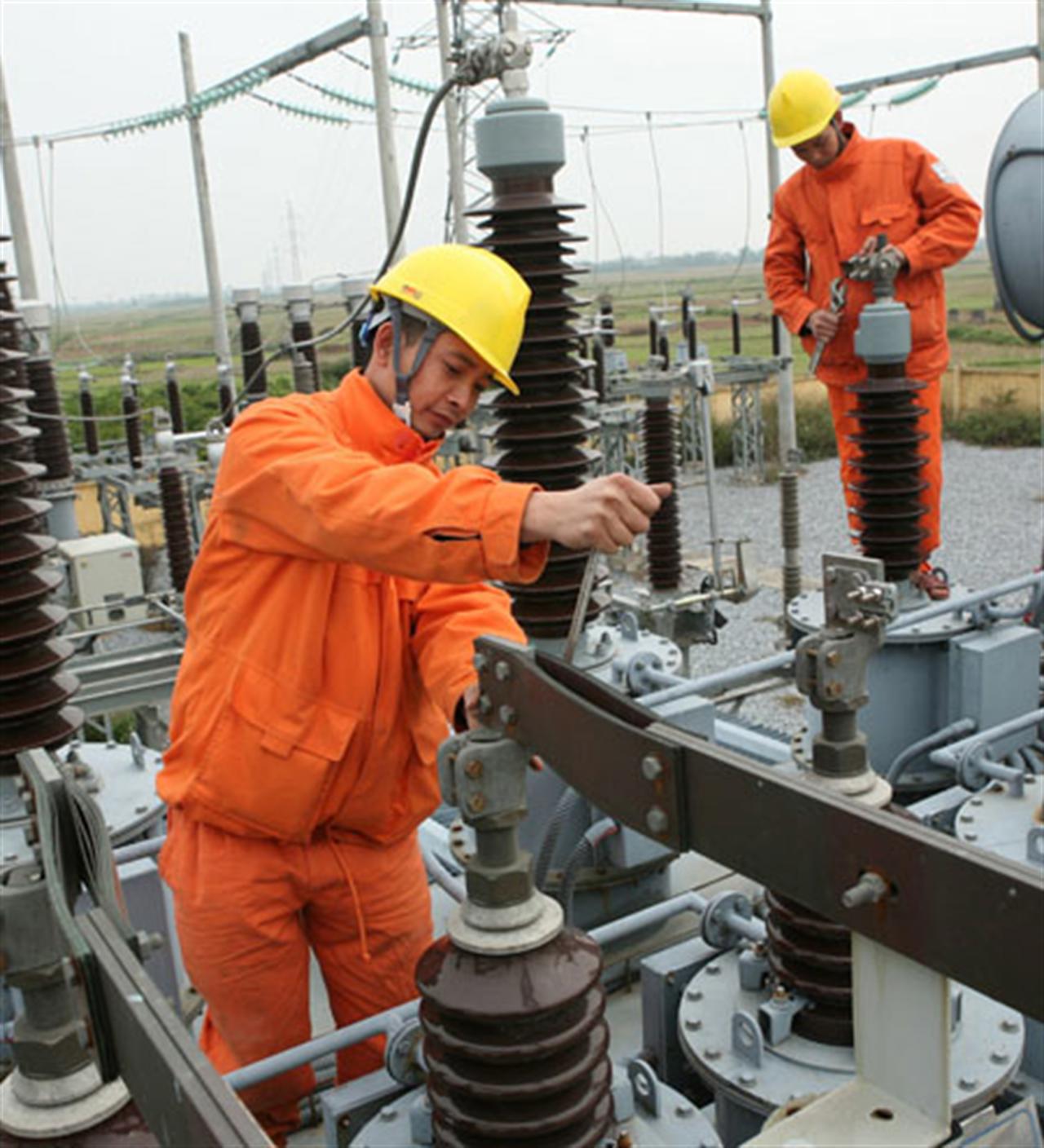 Giá điện lại được kiến nghị tăng ít nhất 5%