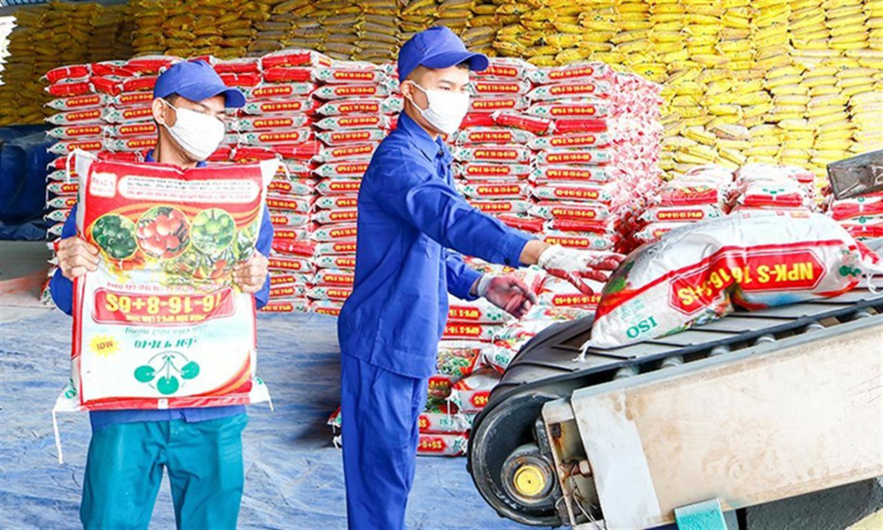 Điều chỉnh thuế xuất khẩu phân bón NPK về 0% từ ngày 15/7/2023