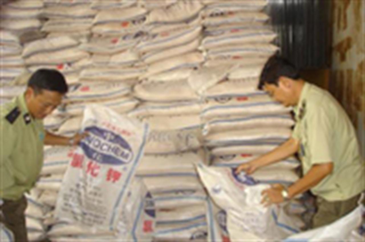 Thu giữ gần 1.000 tấn  phân bón giả mỗi năm