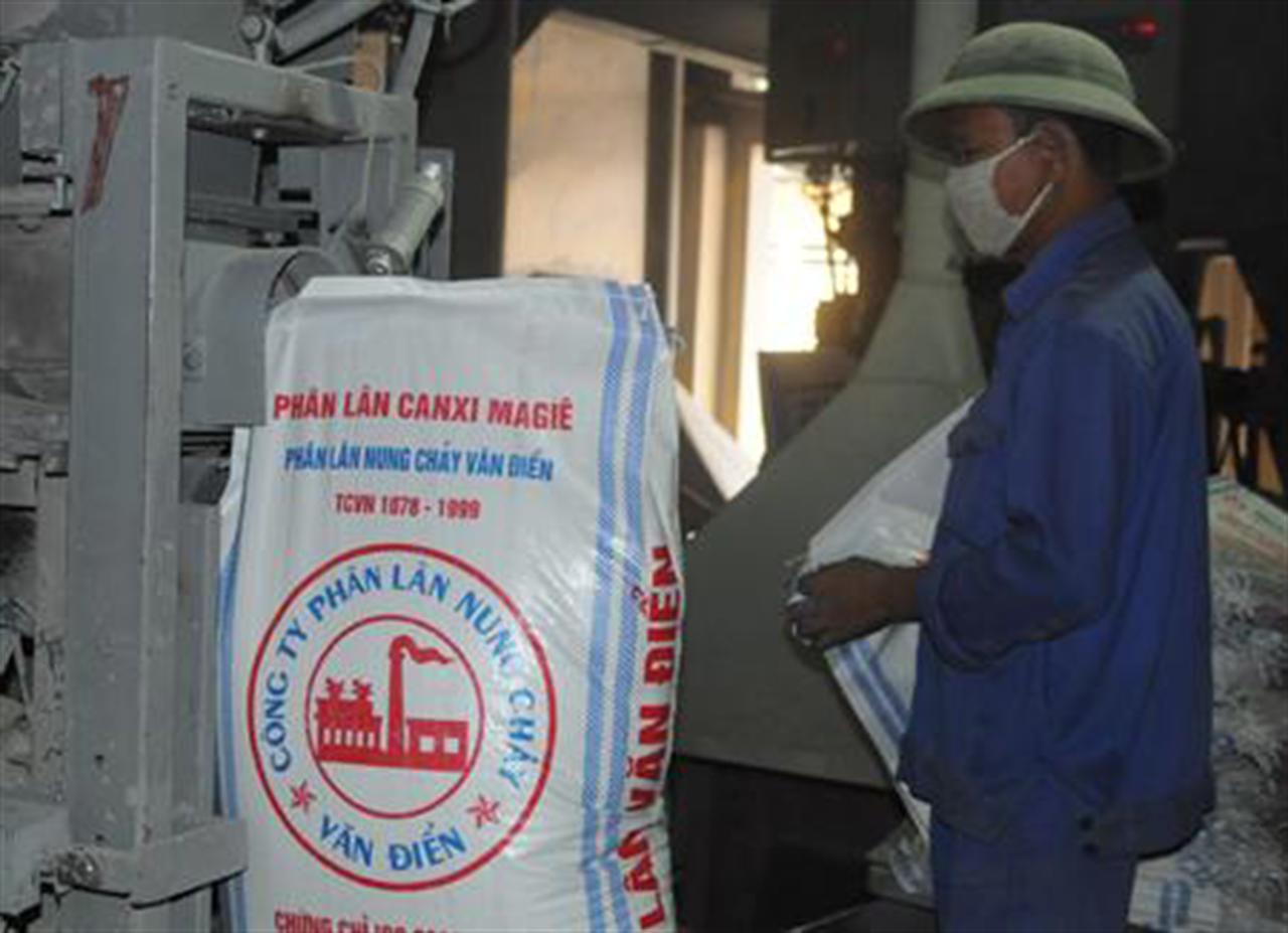 Doanh nghiệp phân bón bị o ép!