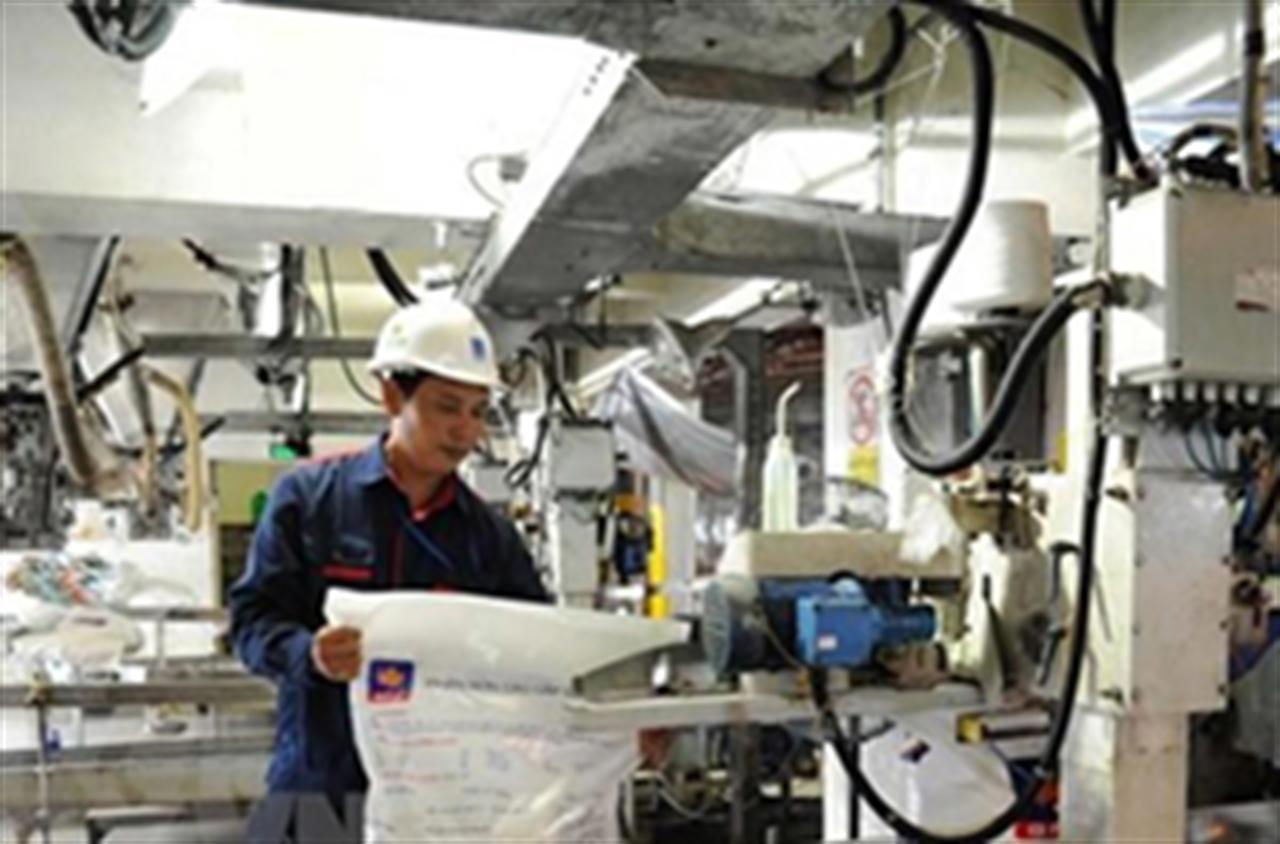 Xem xét ngừng xuất khẩu để tăng nguồn cung phân bón phục vụ trong nước