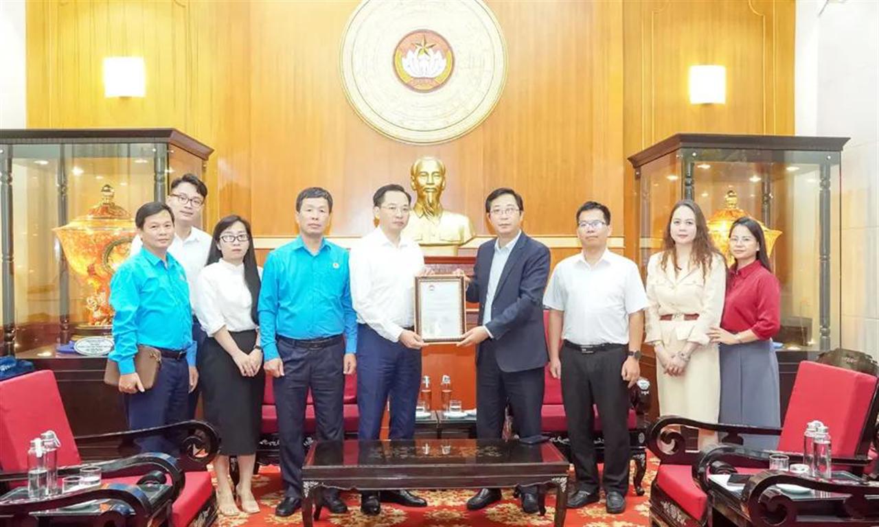 VINACHEM chung tay cùng Ủy ban Trung ương MTTQ Việt Nam hỗ trợ đồng bào vùng bão lũ