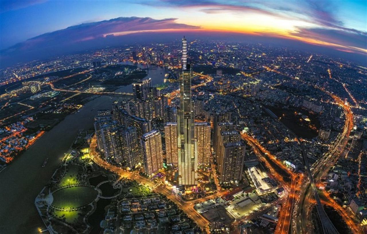 Vietnamese economy rebounds but challenges remain