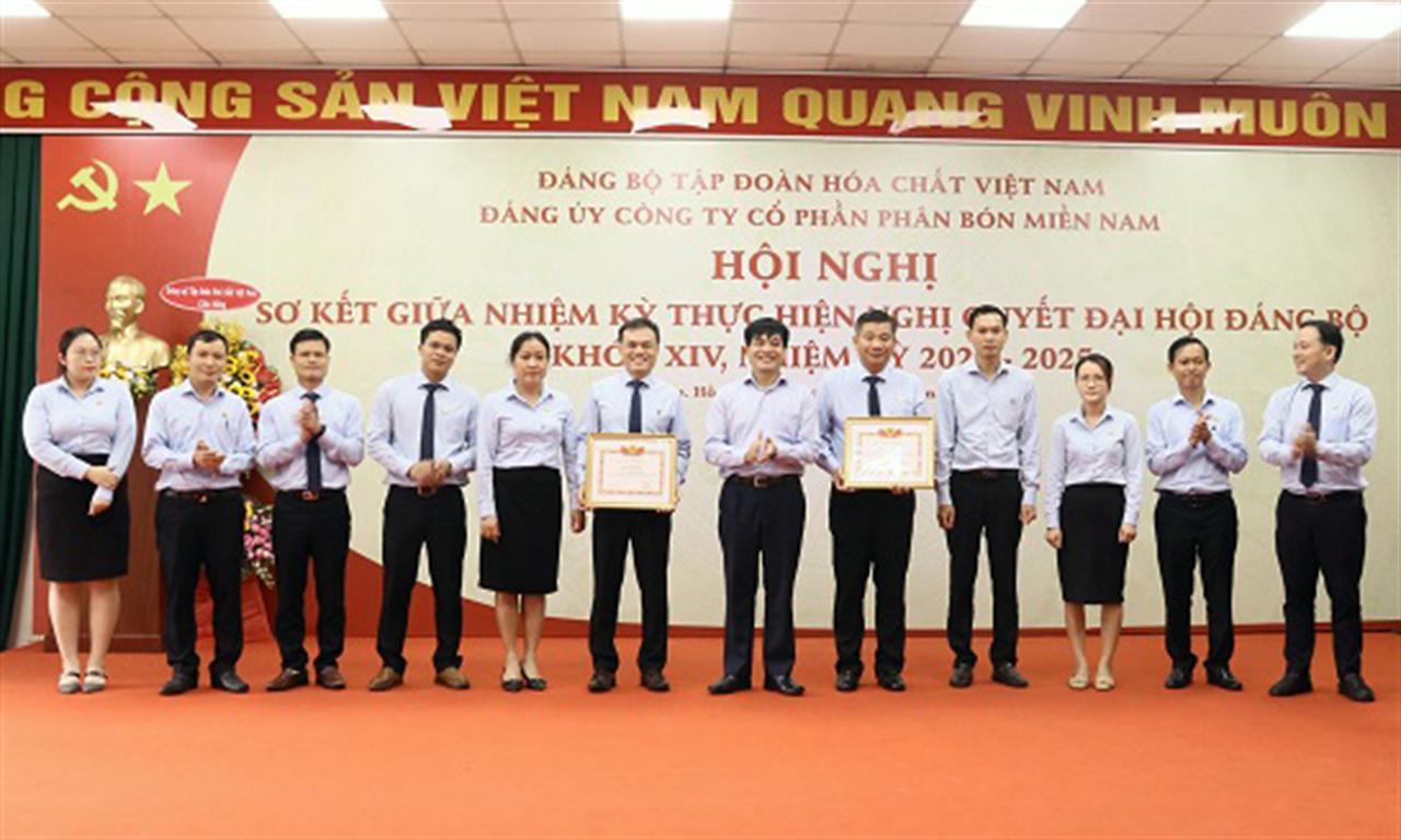 Đảng ủy Công ty CP Phân bón Miền Nam: Đẩy mạnh học tập và làm theo tư tưởng, đạo đức, phong cách Hồ Chí Minh