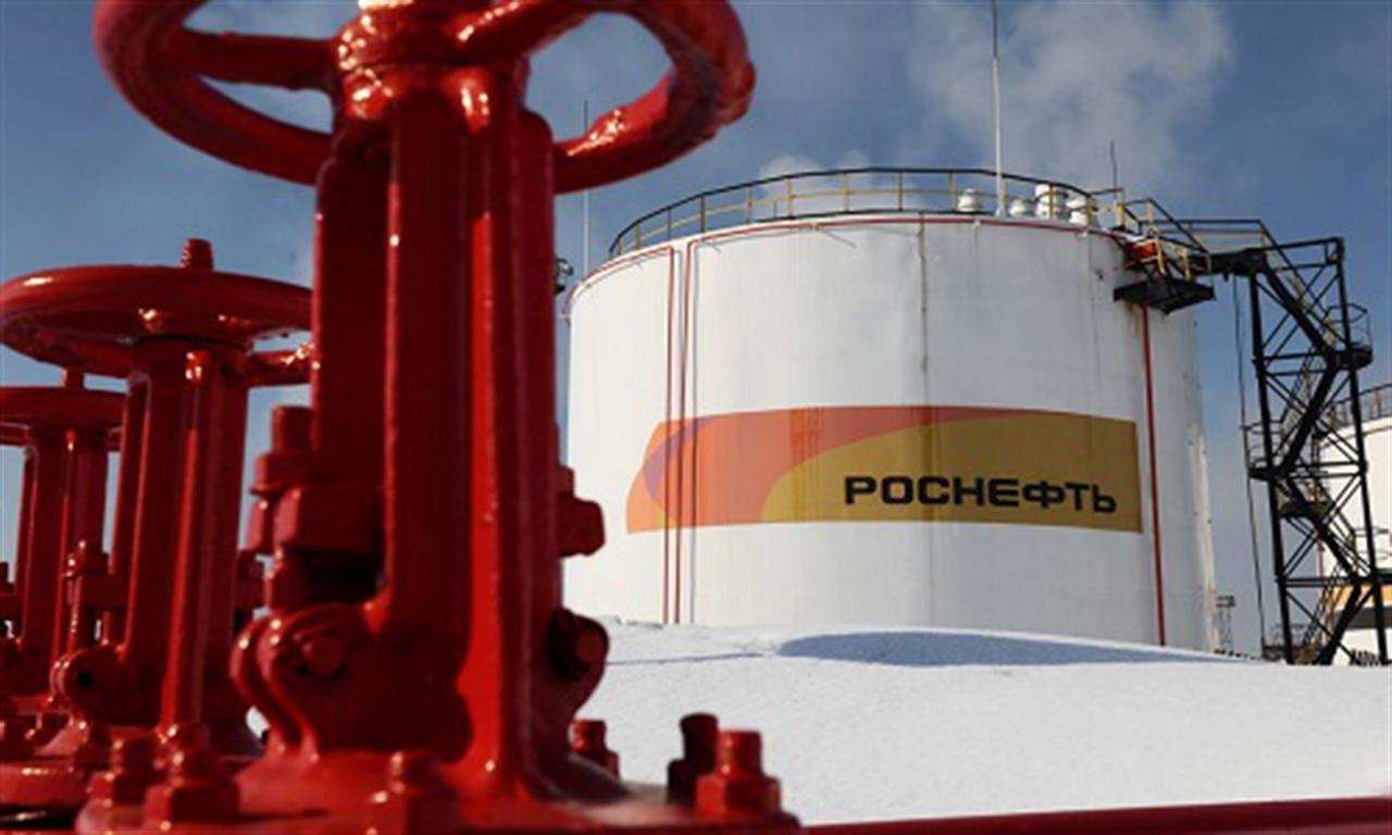 US Set to Delay Russian Oil Price Cap Announcement Until After Midterms