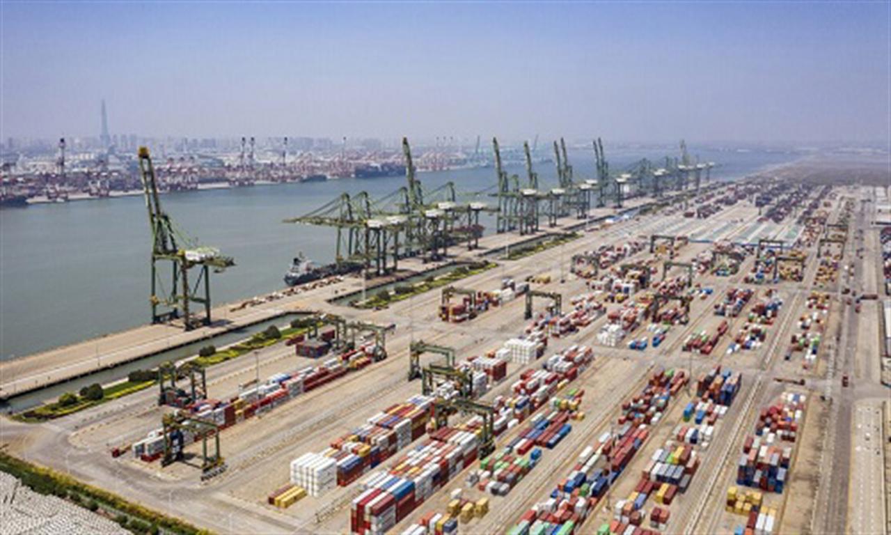 China’s exports to US slump 21% in April but soar to South-East Asia in rush to beat tariffs