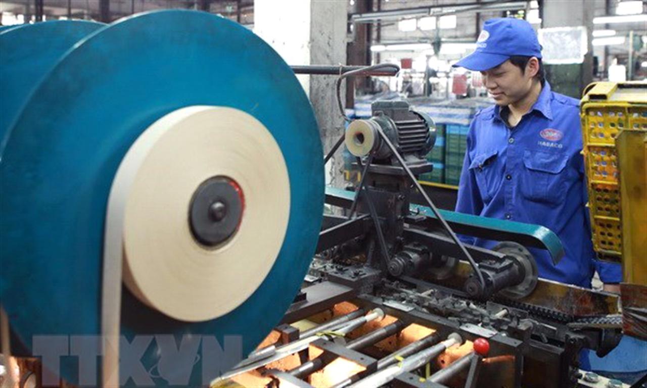 Doanh nghiệp hóa chất chịu áp lực trước xu hướng giảm cầu