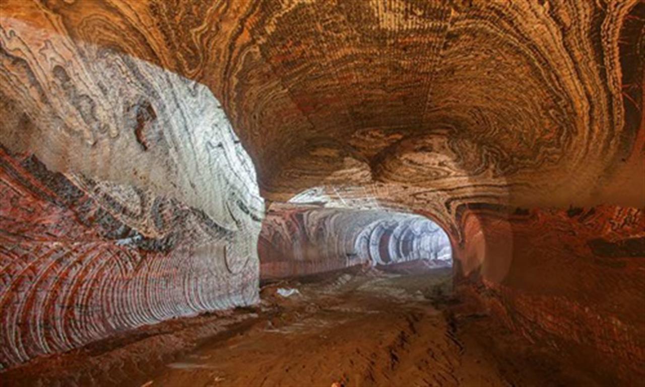 Mosaic cuts 2025 phosphate forecast on plant setbacks