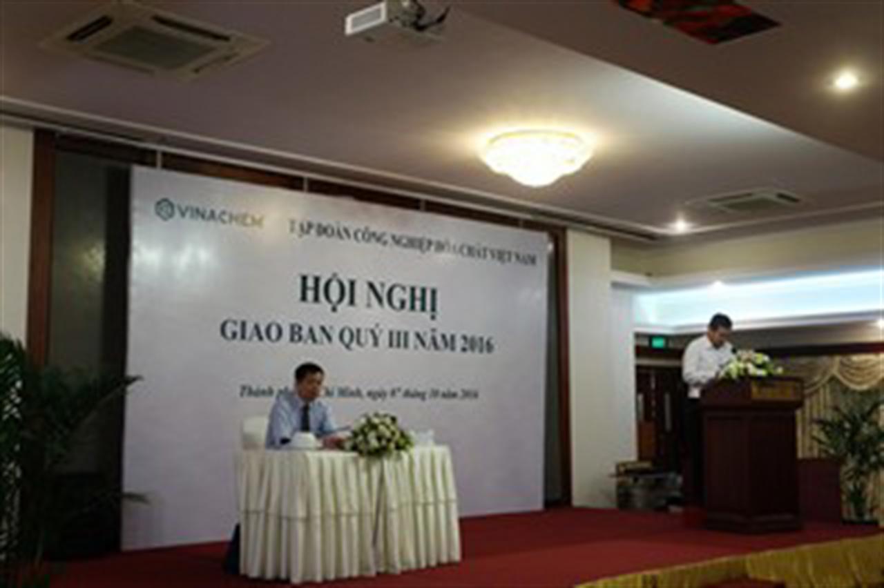 Vinachem: giao ban quý III, triển khai nhiệm vụ công tác quý IV năm 2016