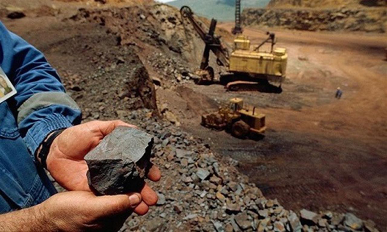 Iron ore price plunges as China fails to deliver fresh stimulus