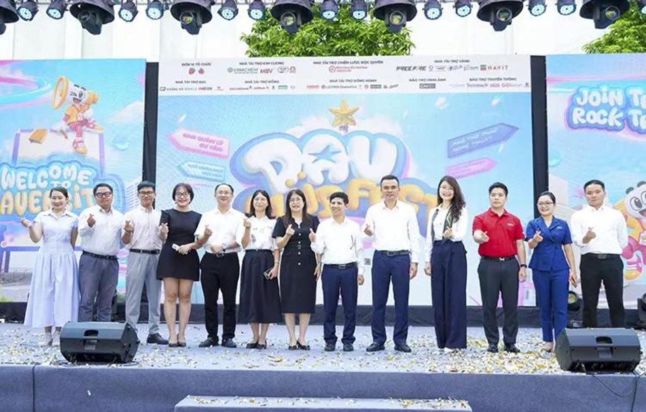 Vinachem đồng hành cùng sinh viên Học viện Ngoại giao tại DAV Club Fest 2026