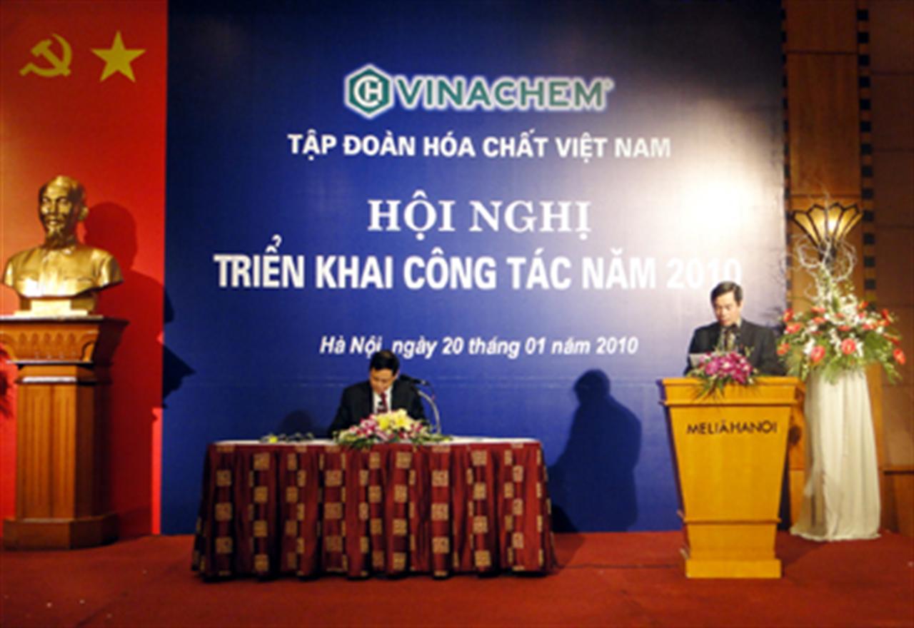 VINACHEM: Hội nghị tổng kết công tác năm 2009 và nhiệm vụ năm 2010