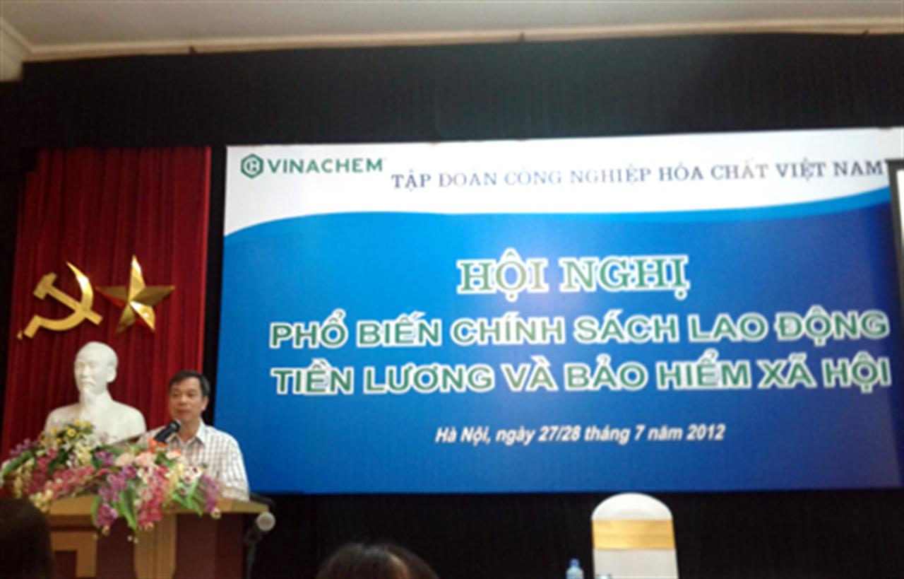 Hội nghị phổ biến chính sách Lao động Tiền lương và Bảo hiểm Xã hội