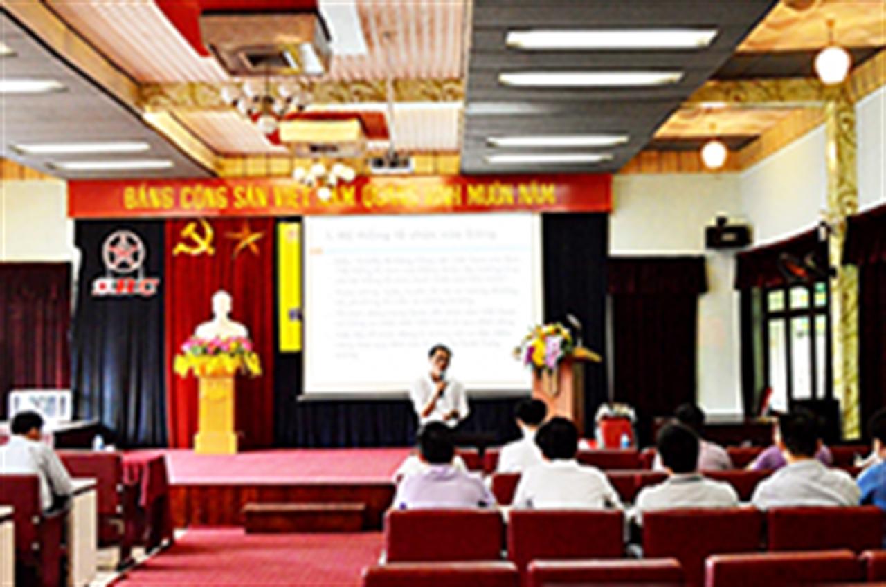 Khai giảng các lớp bồi dưỡng nhận thức về Đảng năm 2018