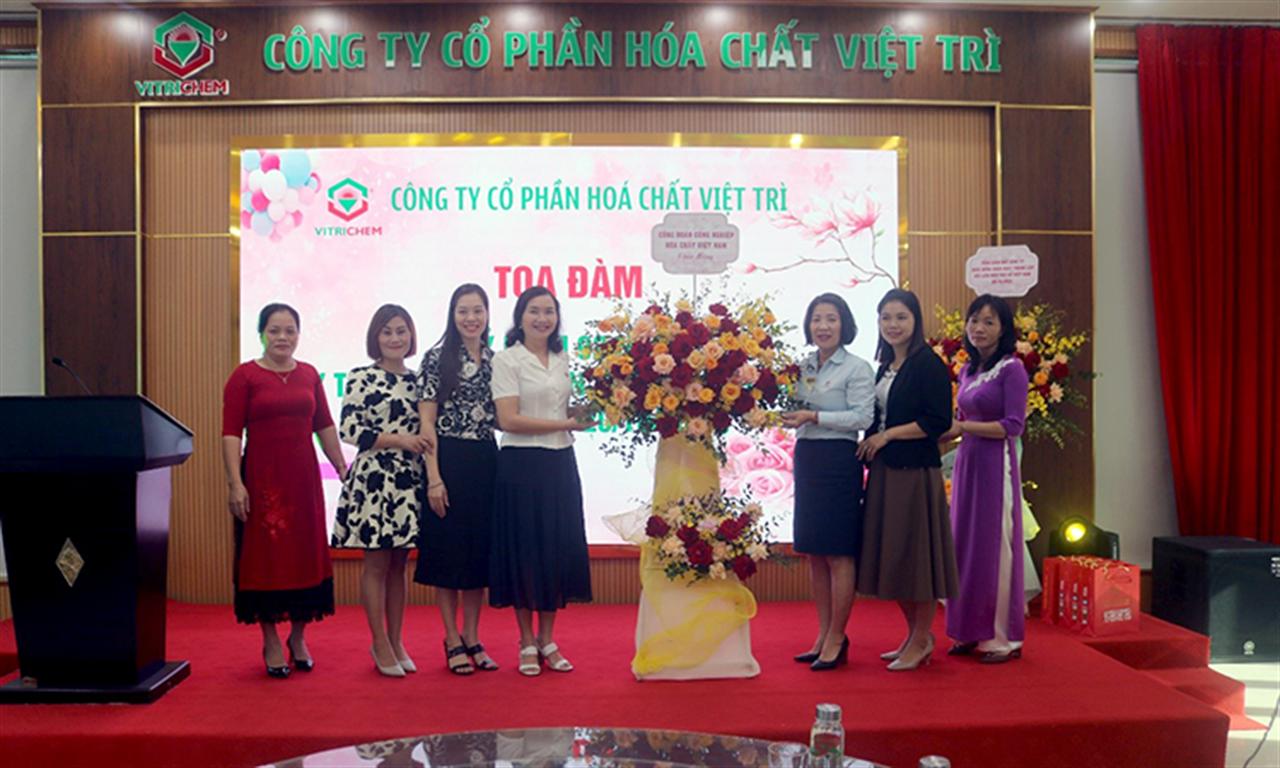 Công ty CP Hóa chất Việt Trì: Hoạt động kỷ niệm 92 năm Ngày thành lập Hội LHPN Việt Nam