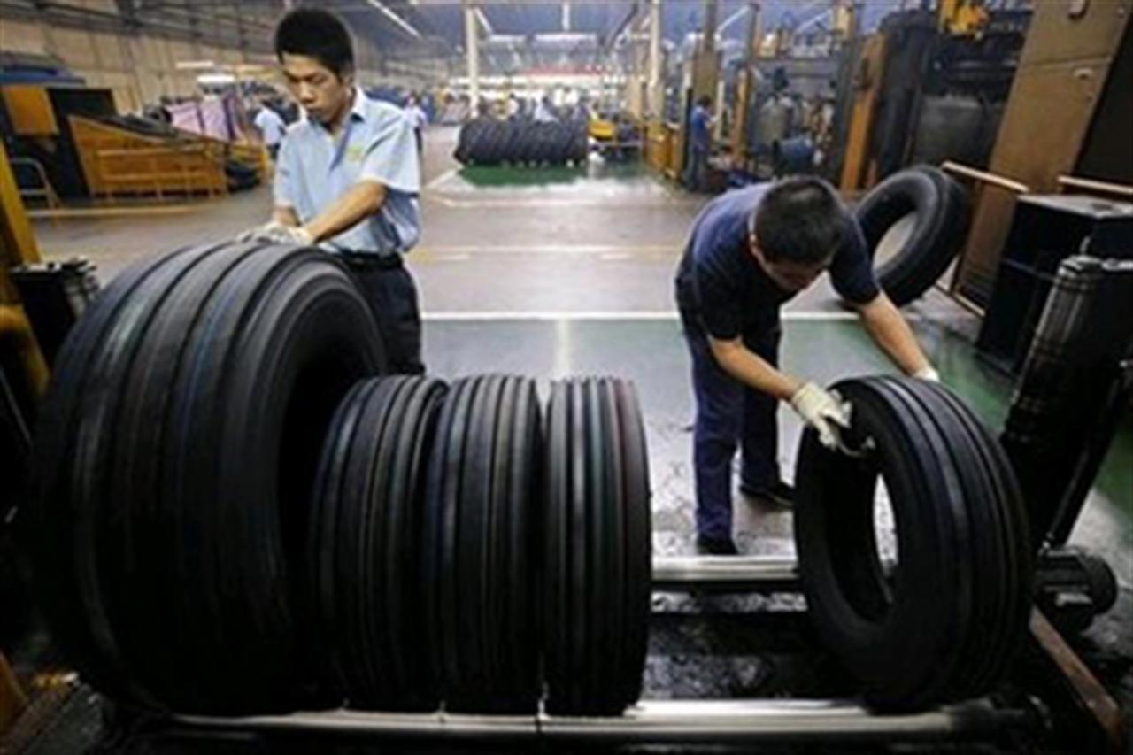Doanh nghiệp cao su: Kẻ cười, người khóc
