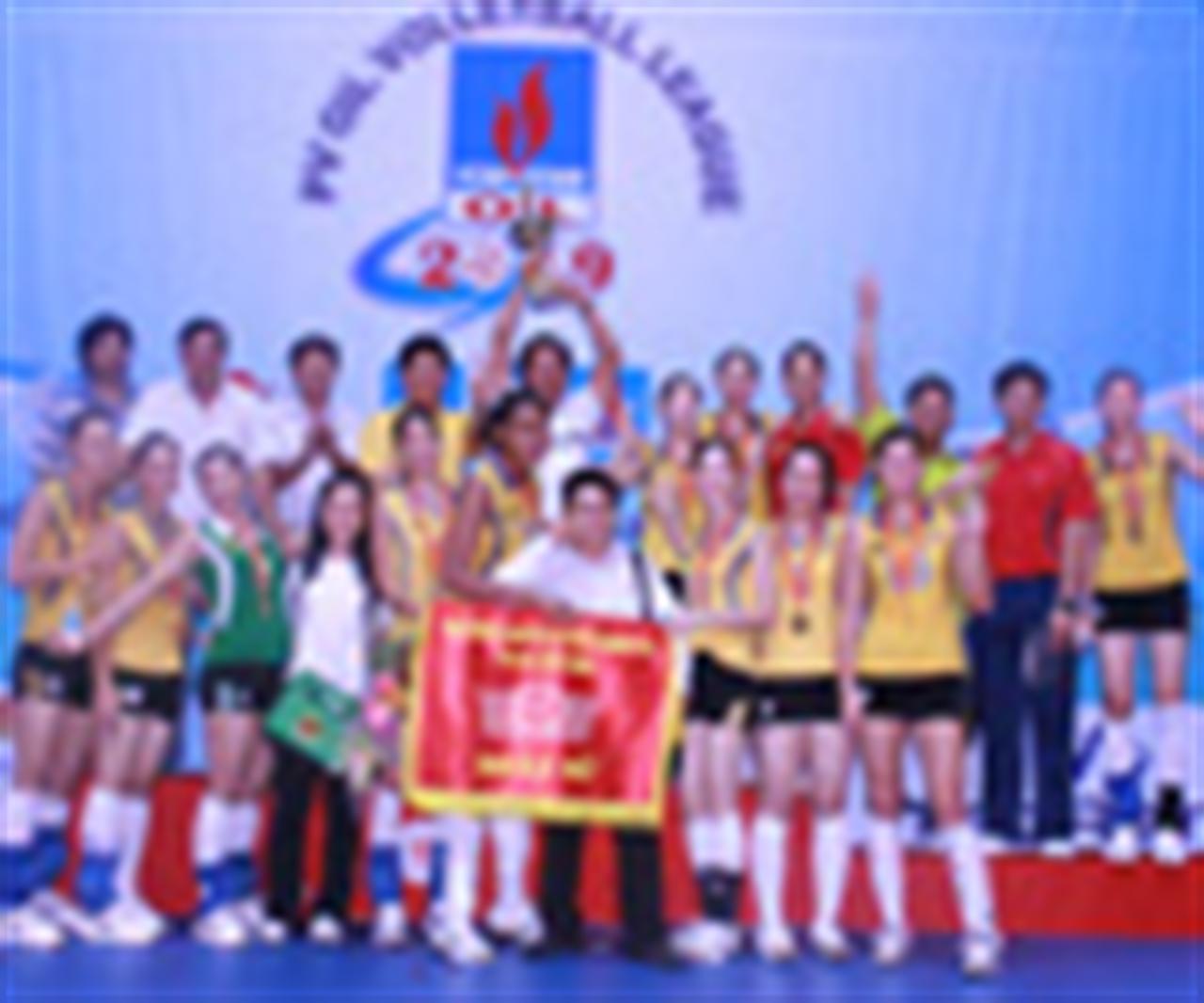 Phân bón Bình Điền: Kỷ niệm 4 năm thành lập đội bóng chuyền nữ VTV- Bình Điền- Long An