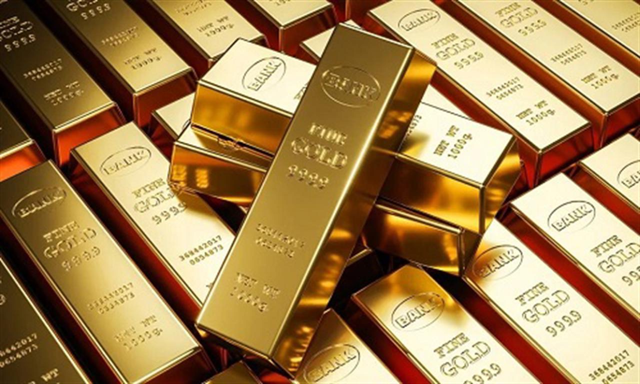 Gold prices rise slightly after weekly losses; inflation in focus