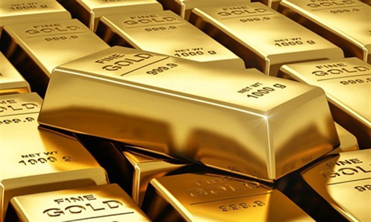 Gold price retreats from record as aggressive Fed pivot bets cool off