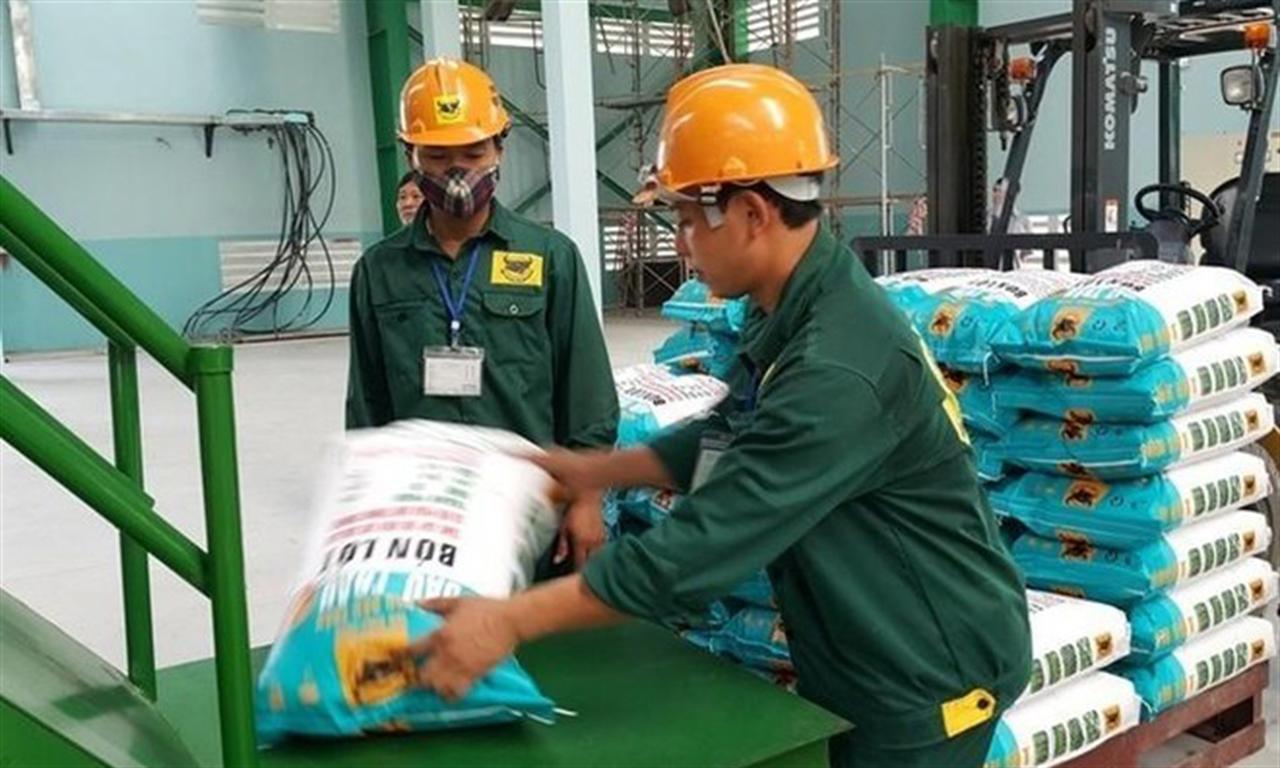 Sửa thuế suất thuế GTGT với phân bón đem lại lợi ích kép cho “3 nhà”