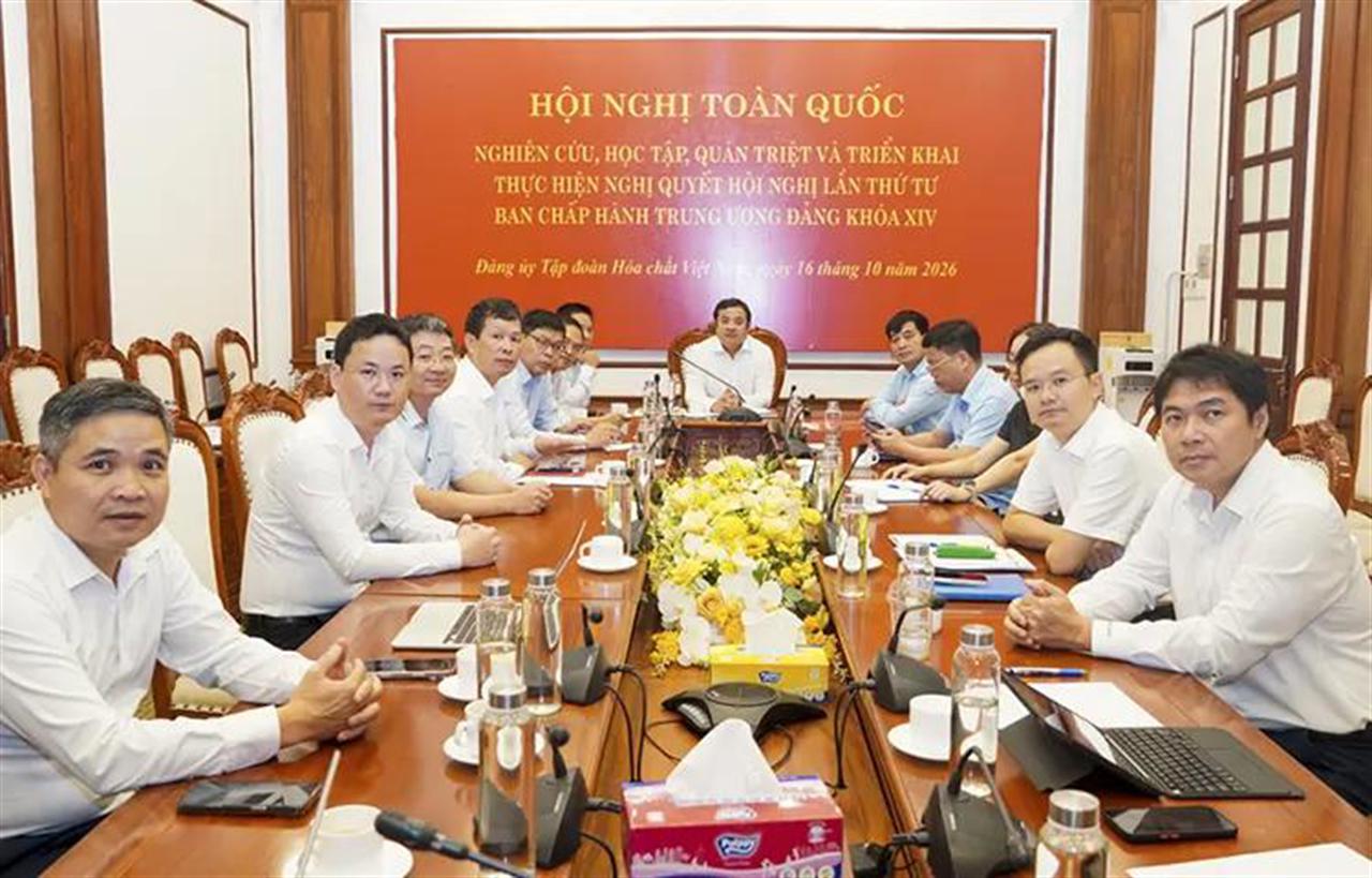 Đảng ủy Vinachem tham dự Hội nghị toàn quốc quán triệt, triển khai thực hiện Nghị quyết Hội nghị Trung ương 4 khóa XIV