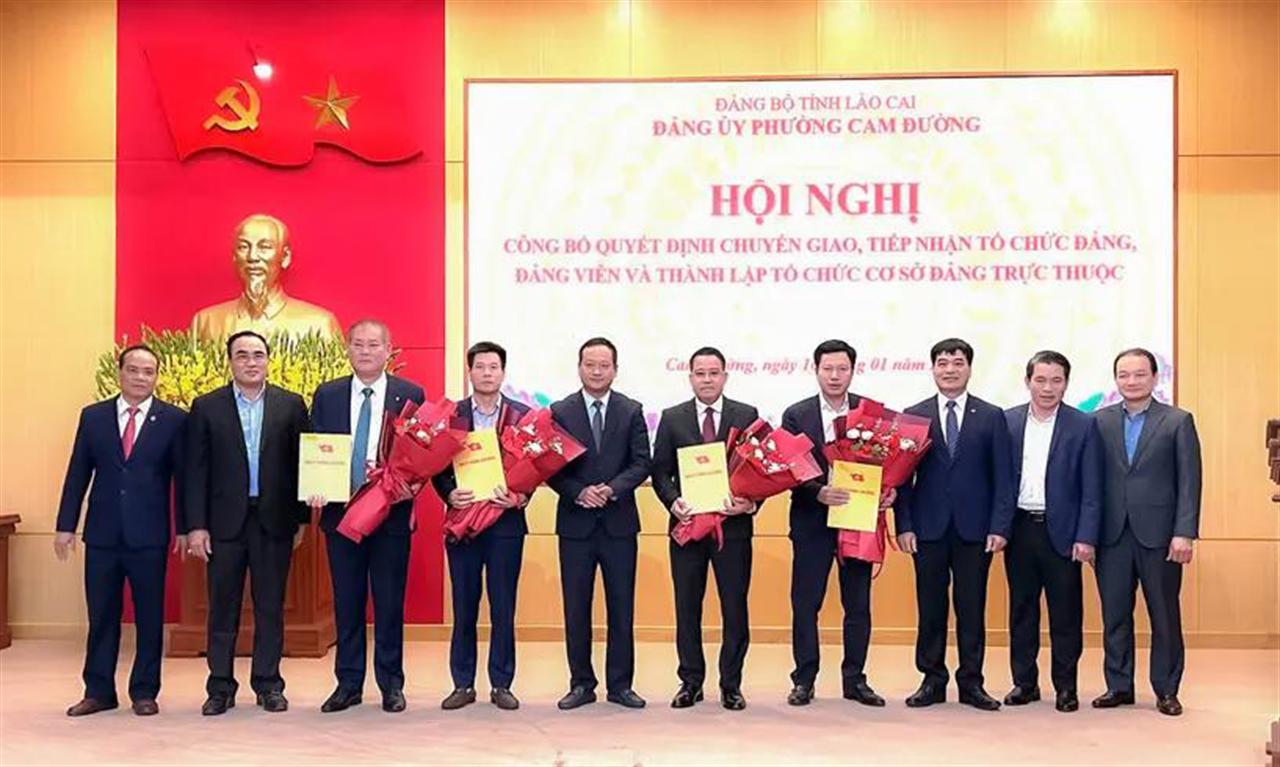 Đảng ủy Tập đoàn Hóa chất Việt Nam chuyển giao 03 tổ chức Đảng về địa phương