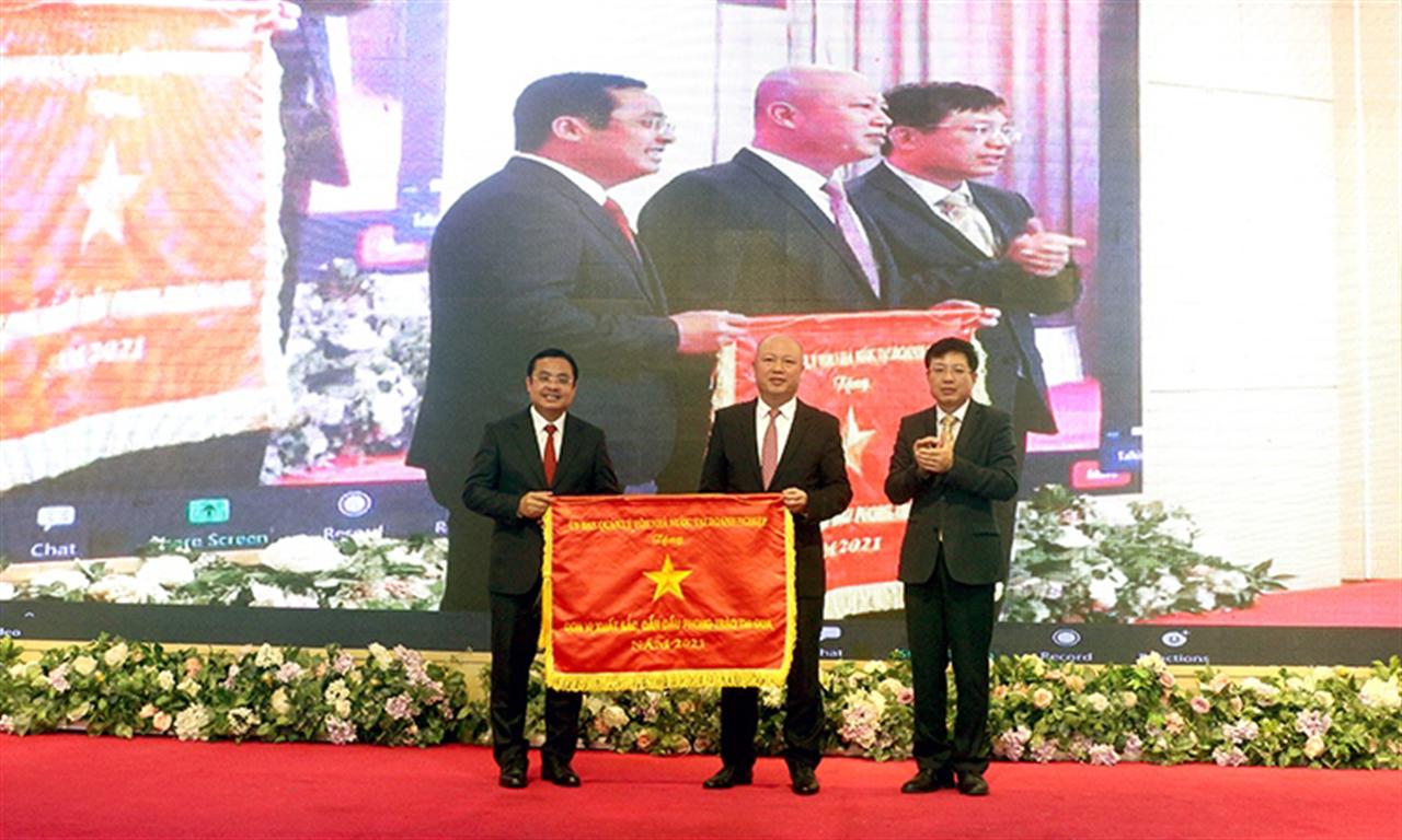 Vinachem: Hội nghị tổng kết năm 2021, triển khai nhiệm vụ năm 2022