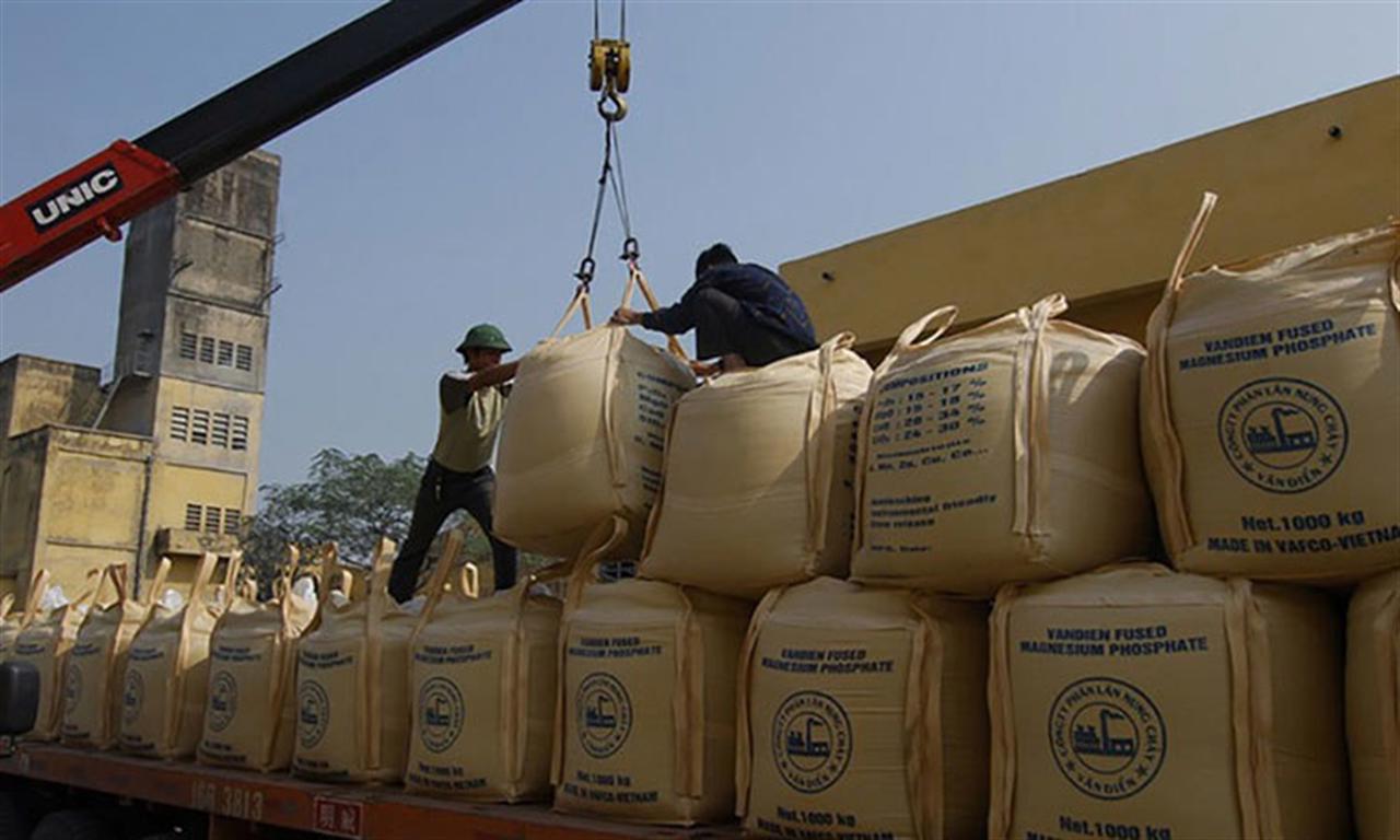 Việt Nam records nearly $20 billion trade surplus in first ten months