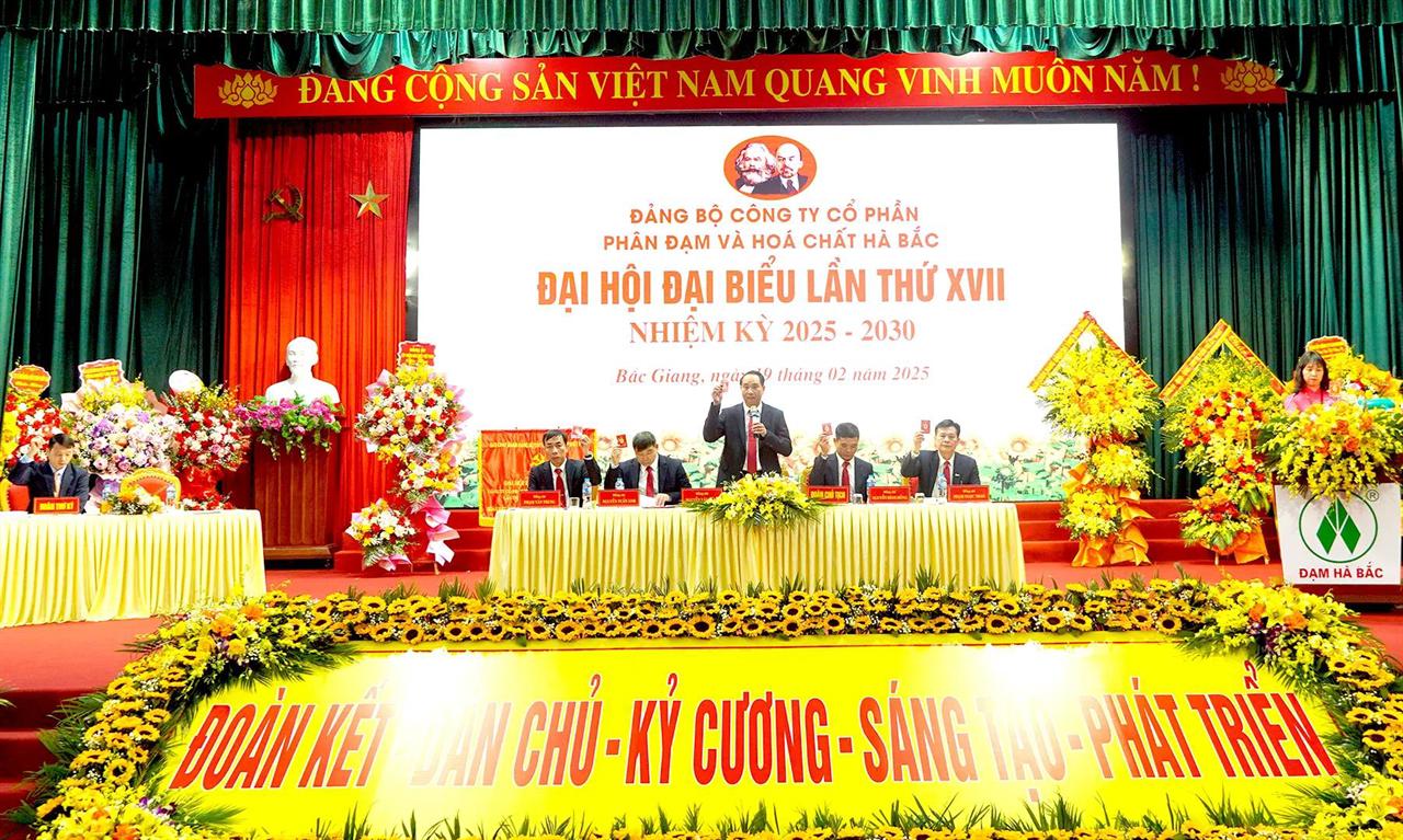 Đảng bộ Công ty CP Phân đạm và Hóa chất Hà Bắc tổ chức thành công Đại hội Đại biểu lần thứ XVII, nhiệm kỳ 2025 - 2030