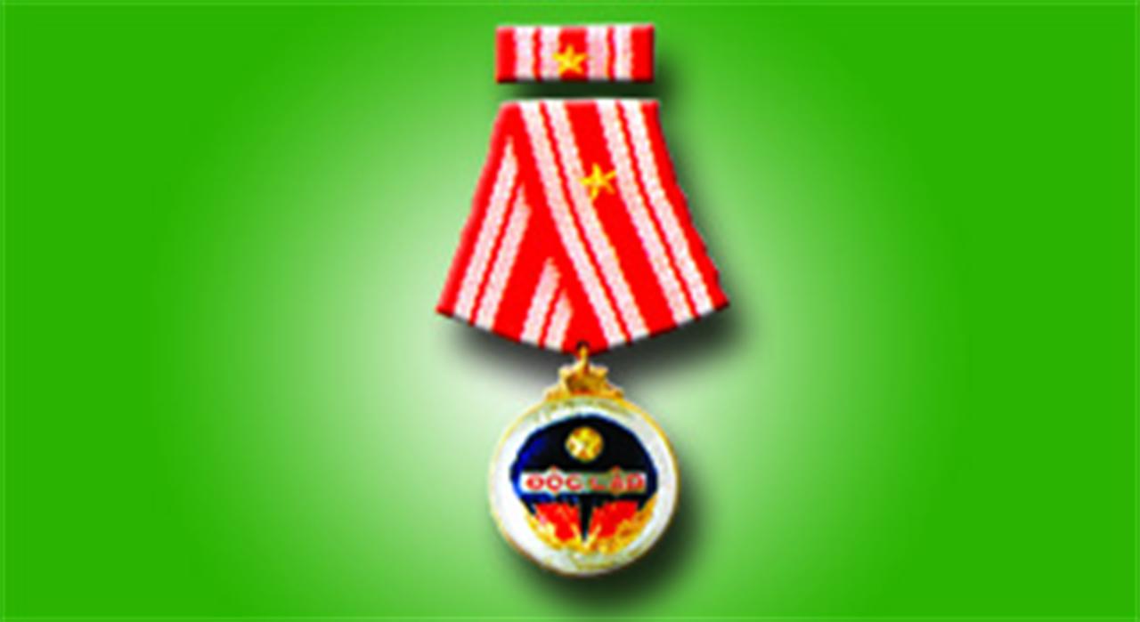 Tặng thưởng Huân chương Độc lập cho các tập thể thuộc VINACHEM