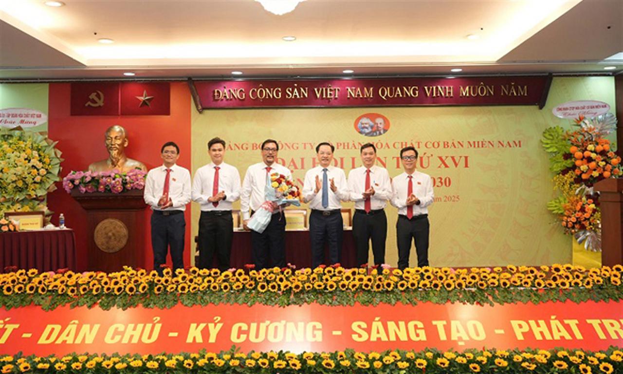 Đại hội Đảng bộ Công ty CP Hóa chất Cơ bản Miền Nam lần thứ XVI: Đoàn kết - Dân chủ - Kỷ cương - Sáng tạo - Phát triển