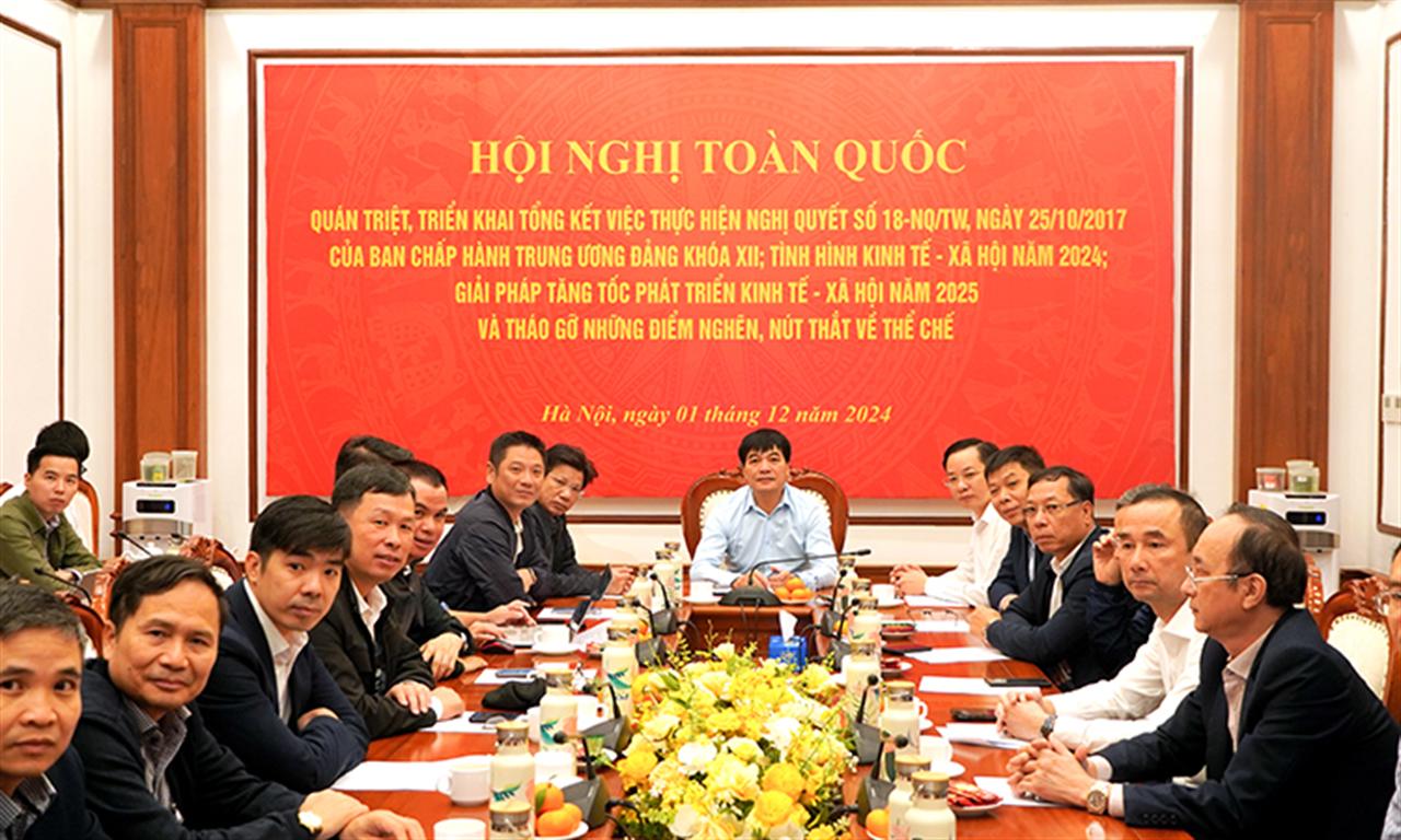 Đảng ủy VINACHEM tham dự Hội nghị toàn quốc quán triệt, triển khai thực hiện Nghị quyết số 18-NQ/TW của BCH Trung ương Đảng khóa XII