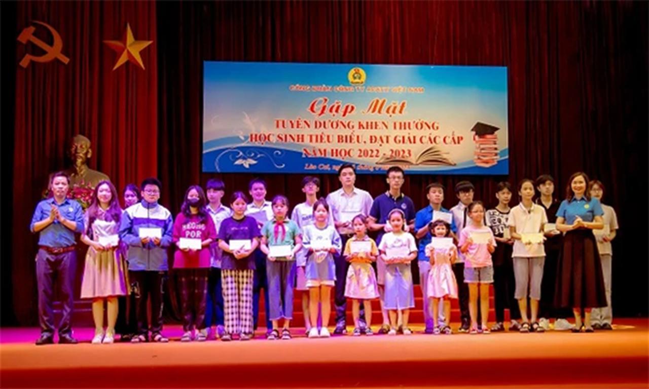 Công ty Apatit Việt Nam: Tuyên dương 247 học sinh tiêu biểu, đạt giải năm học 2022-2023