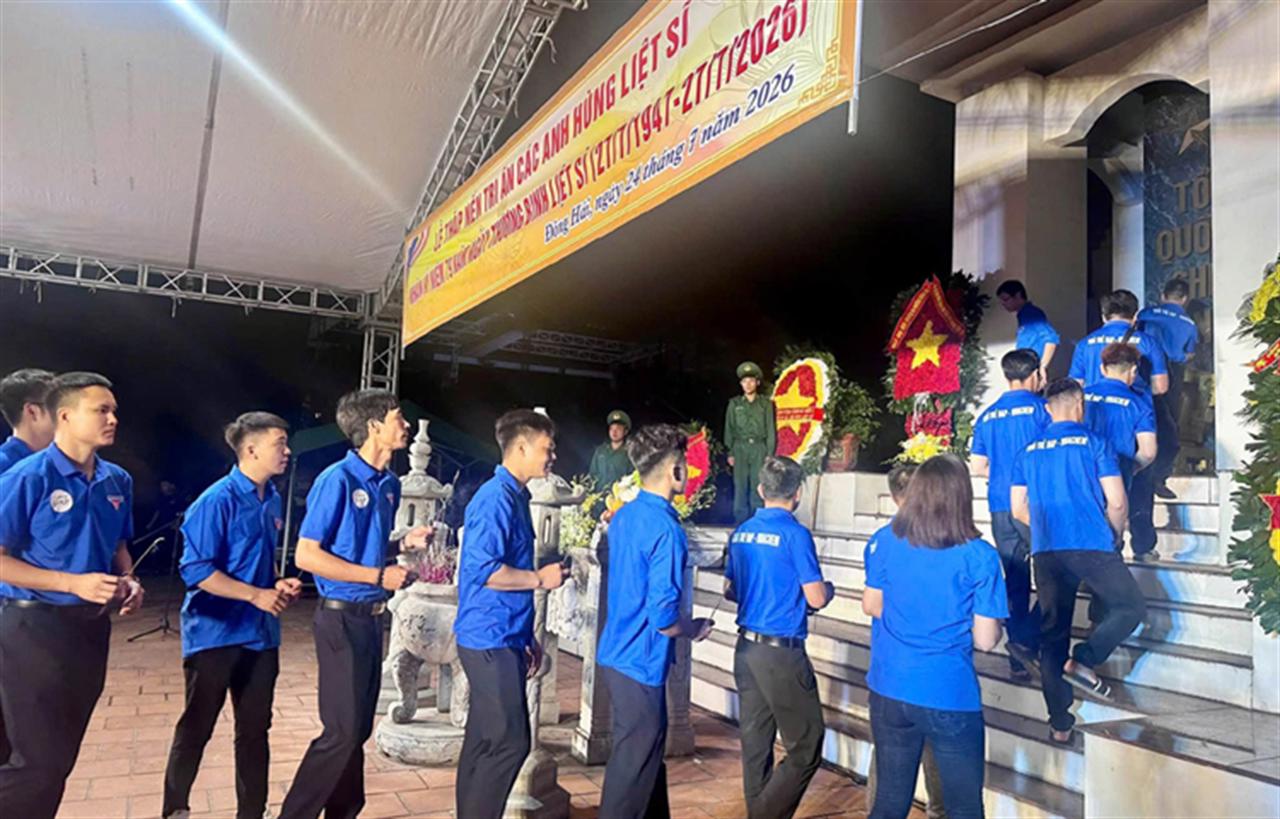 Tuổi trẻ DAP-VINACHEM tri ân các anh hùng liệt sĩ, tiếp nối truyền thống "Uống nước nhớ nguồn"