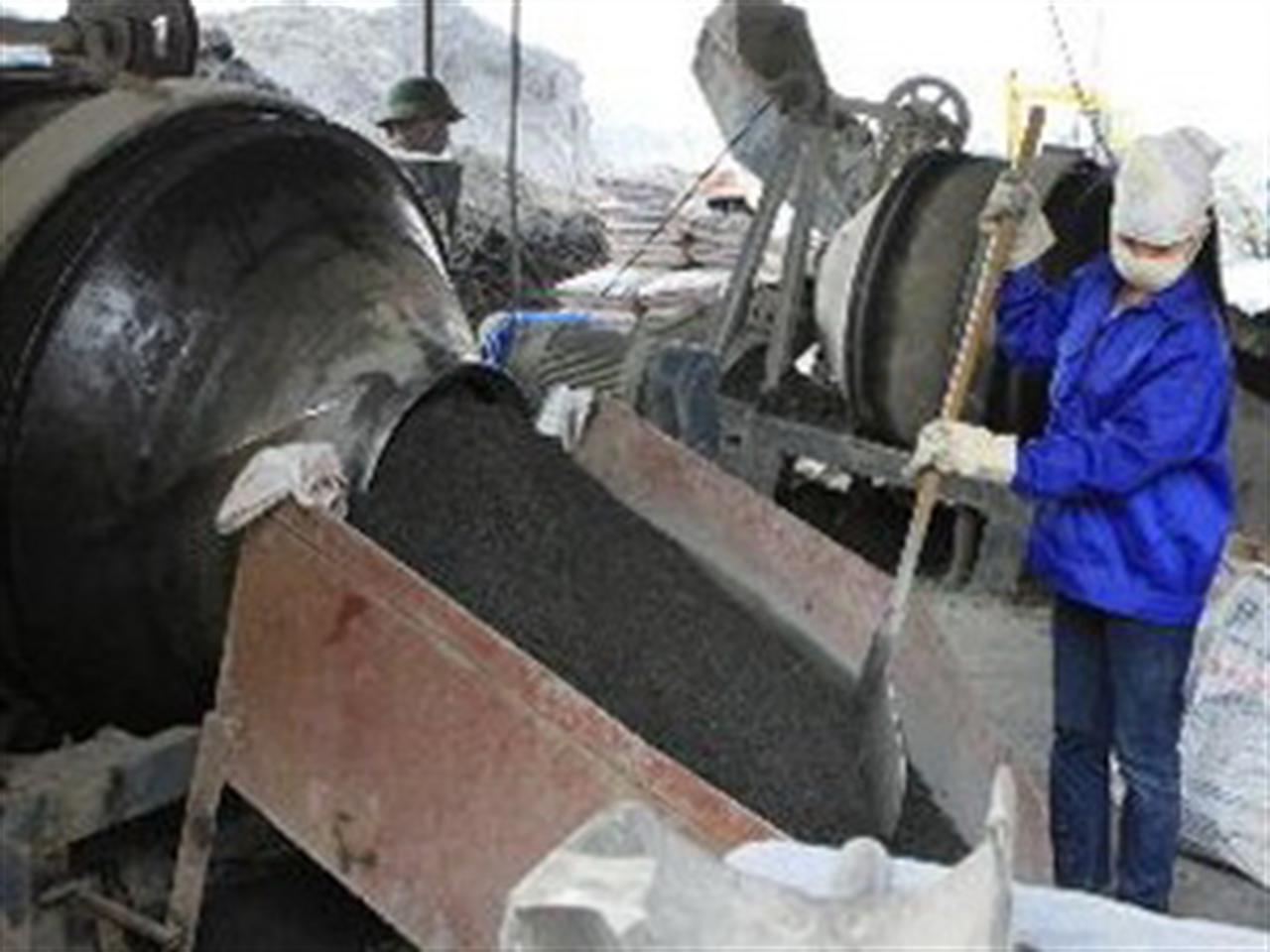 Giá than tăng cao đẩy giá đạm urê tăng thêm 15%