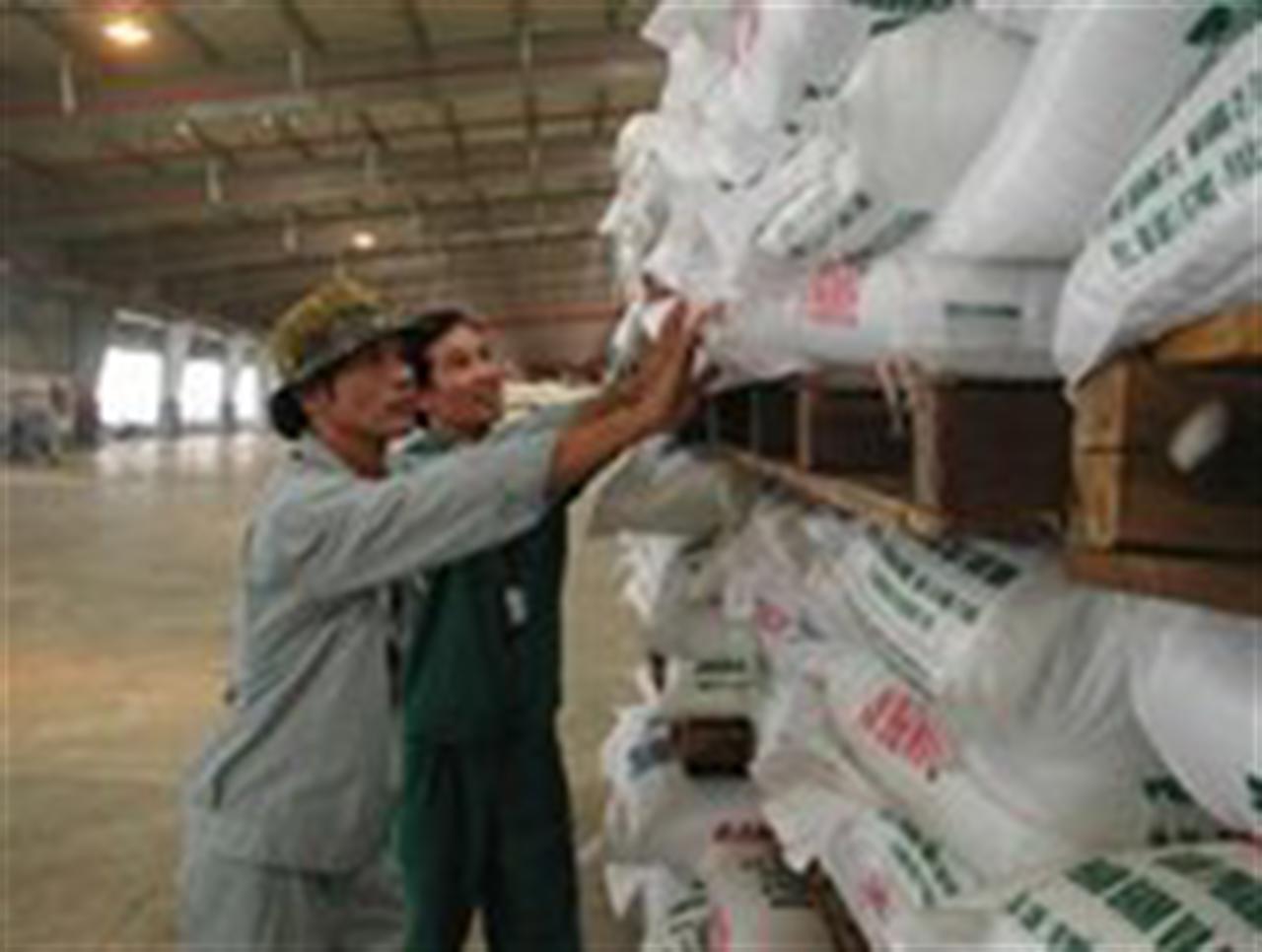 Chóng mặt với giá phân bón