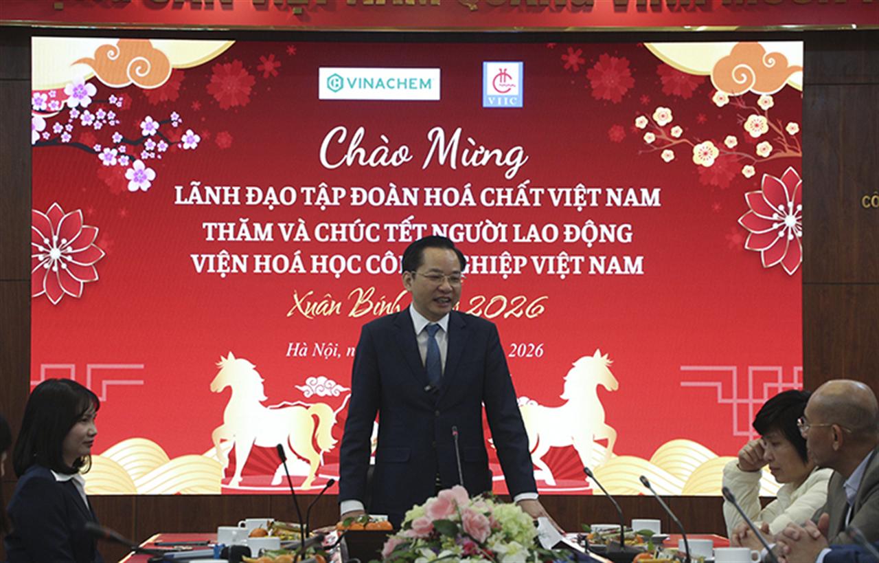 Đoàn công tác Tập đoàn Hóa chất Việt Nam thăm và làm việc với Viện Hóa học Công nghiệp Việt Nam