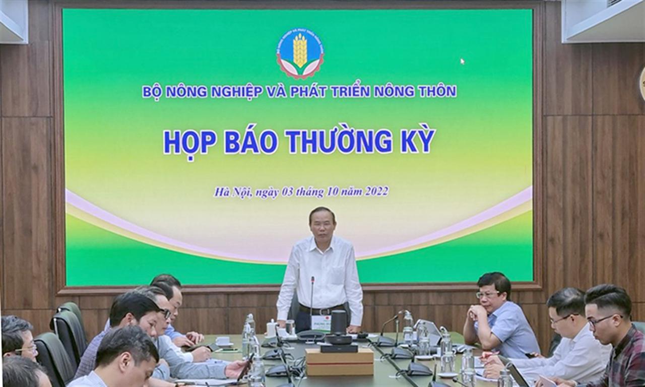 Loại bỏ trên 200 cơ sở sản xuất phân bón, thuốc BVTV không đạt yêu cầu